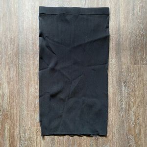 Vince stretchy pencil skirt in black